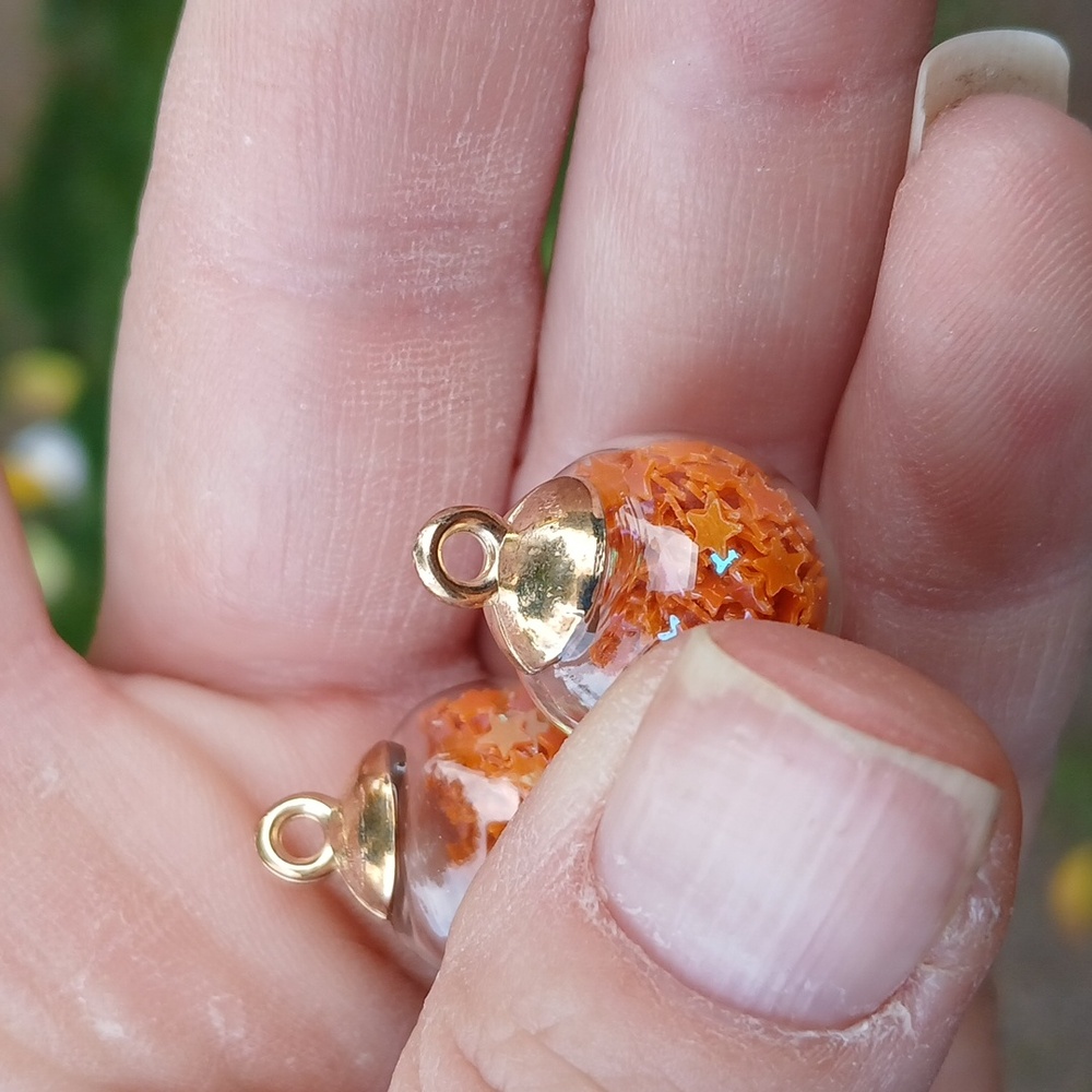 New 2pc Orange Crystal Stars Pendant. - Picture 6 of 11